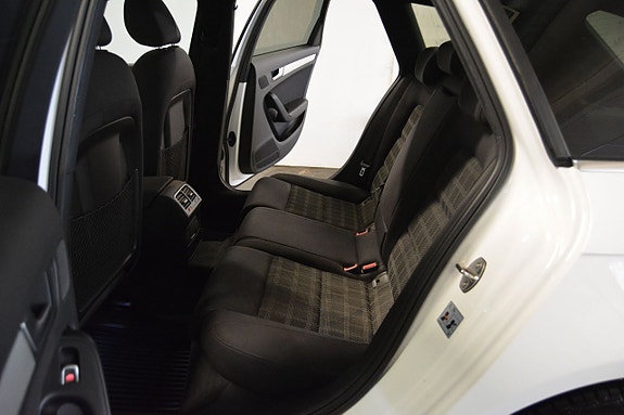 Audi A4 11 of 18