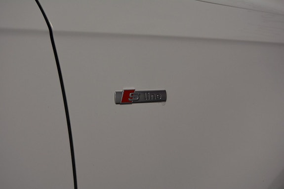 Audi A4 8 of 18