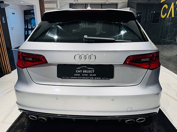 Audi S3 4 of 5