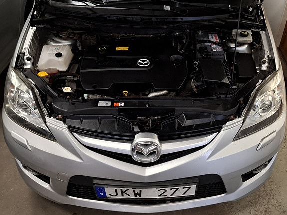 Mazda 5 10 of 18