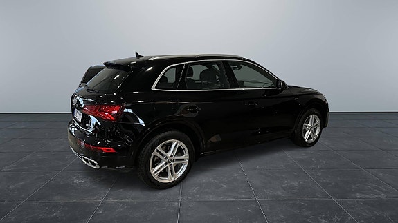 Audi Q5 4 of 16