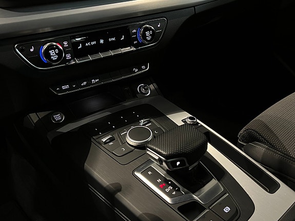 Audi Q5 10 of 16