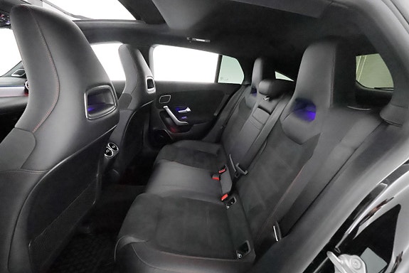 Mercedes-Benz CLA35 13 of 28
