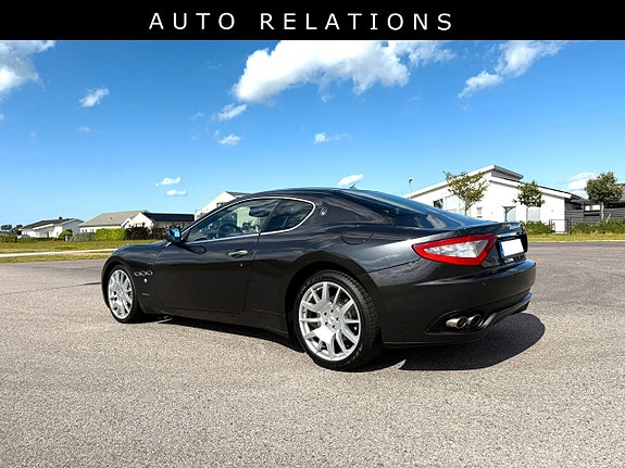 Maserati GranTurismo 4 of 5