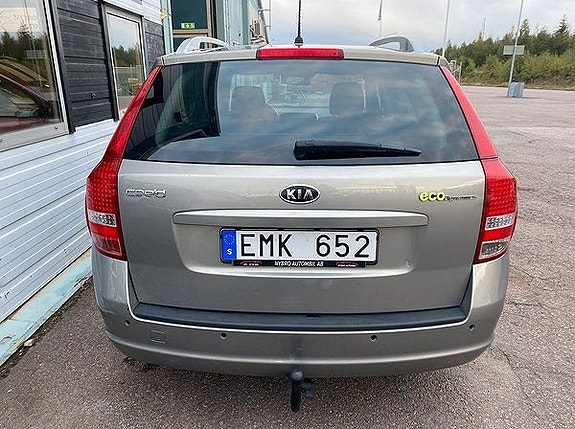 Kia Ceed 4 of 5