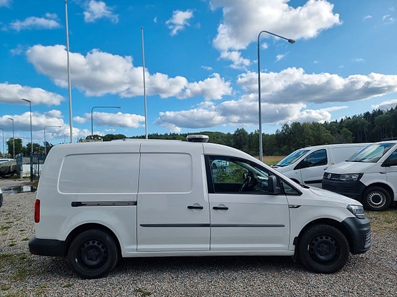 Volkswagen Caddy Maxi 4 of 5