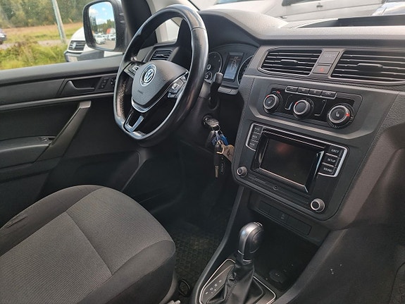 Volkswagen Caddy Maxi 14 of 19