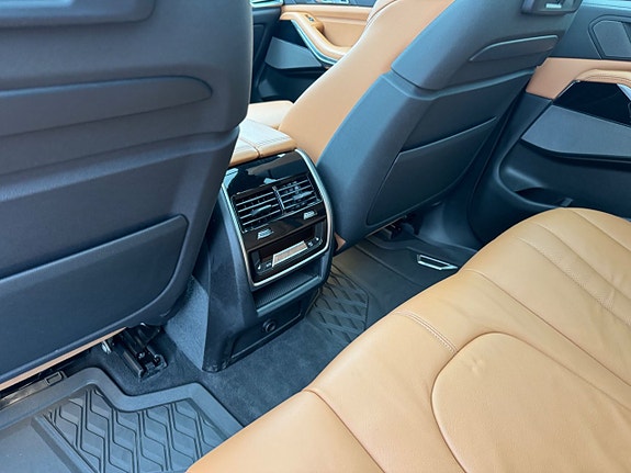 BMW X5 27 of 30