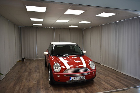 MINI Cooper 9 of 19