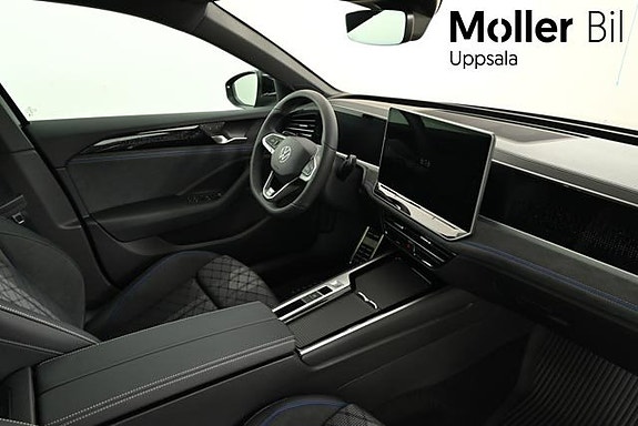 Volkswagen Passat 7 of 10