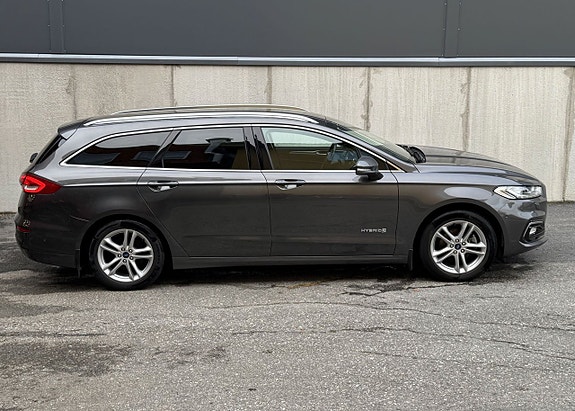 Ford Mondeo 2 of 5