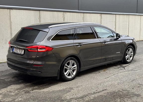 Ford Mondeo 3 of 5
