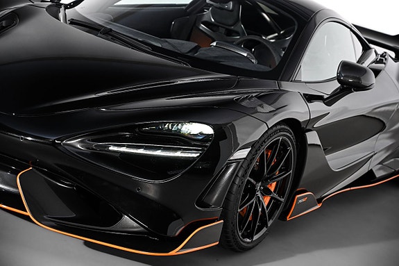 McLaren 765LT 16 of 27
