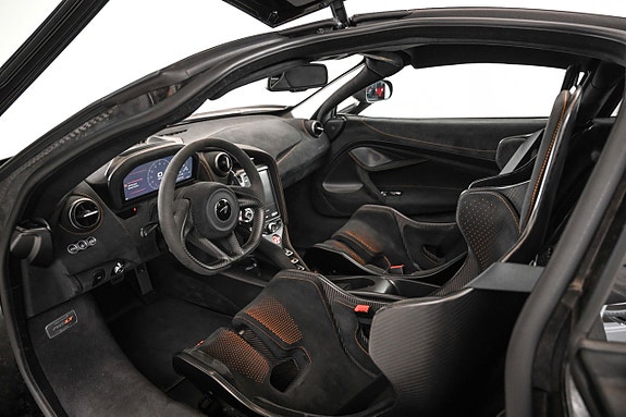 McLaren 765LT 18 of 27