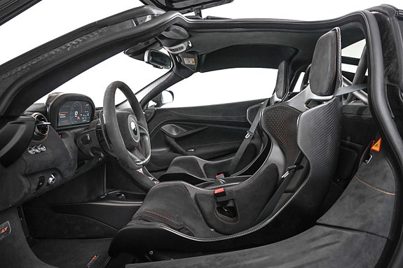 McLaren 765LT 21 of 27