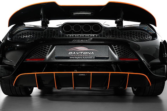 McLaren 765LT 15 of 27