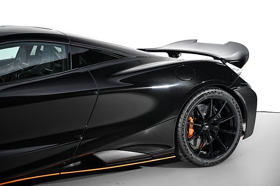 McLaren 765LT 12 of 27
