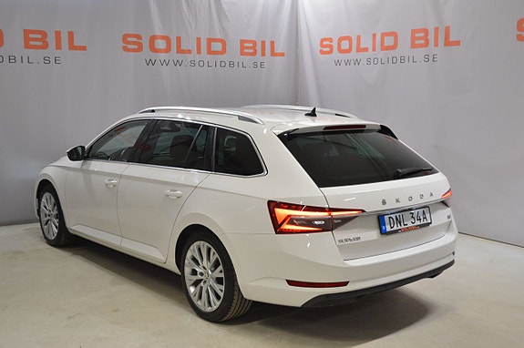 Skoda Superb 4 of 5