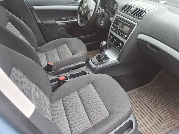 Skoda Octavia 6 of 10