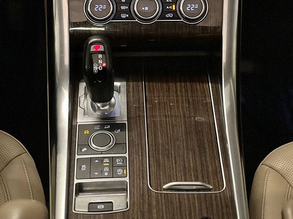 Land Rover Range Rover Sport 25 of 26