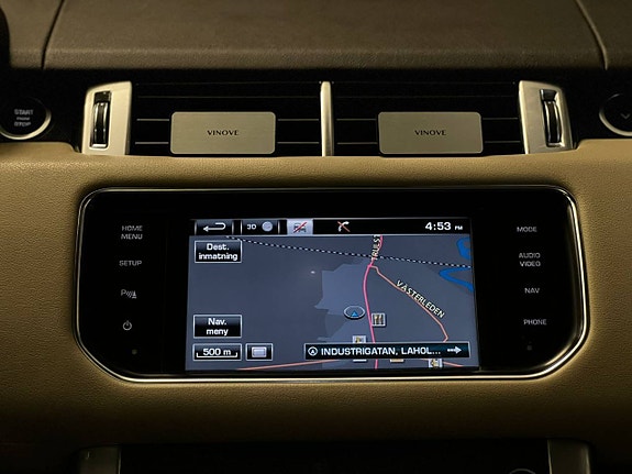 Land Rover Range Rover Sport 21 of 26
