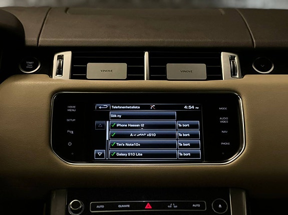 Land Rover Range Rover Sport 22 of 26