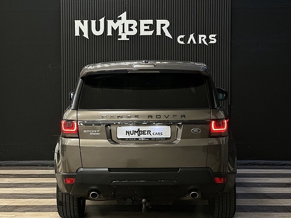 Land Rover Range Rover Sport 8 of 26