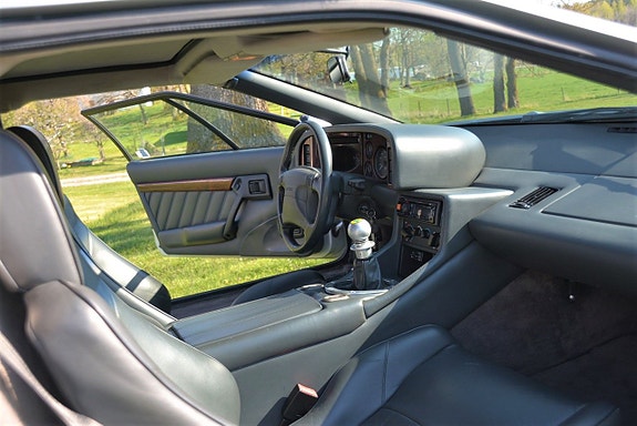 Lotus Esprit 18 of 29