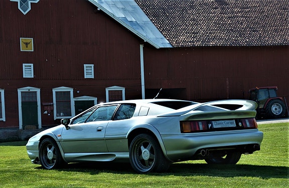 Lotus Esprit 28 of 29