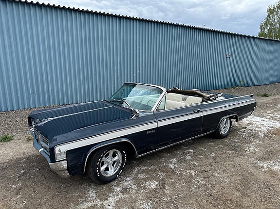 Oldsmobile Starfire 5 of 21
