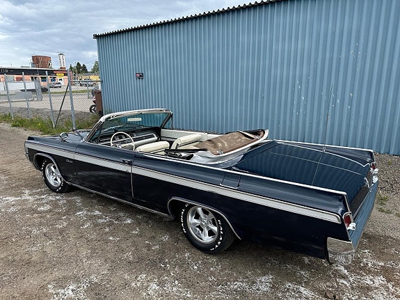 Oldsmobile Starfire 2 of 21