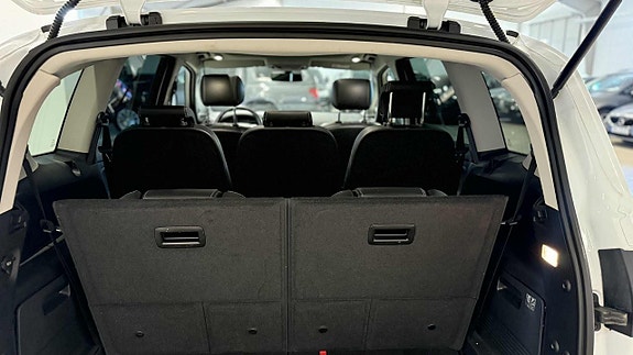 Ford S-MAX 23 of 27