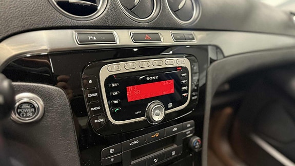 Ford S-MAX 16 of 27