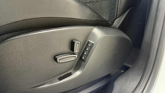Ford S-MAX 11 of 27