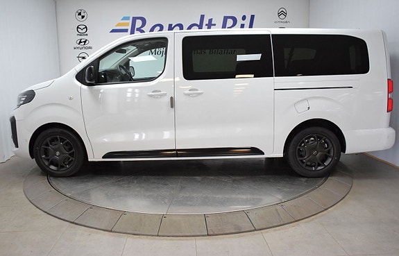 Opel Zafira 10 of 23