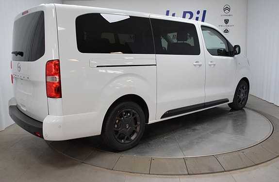Opel Zafira 16 of 23