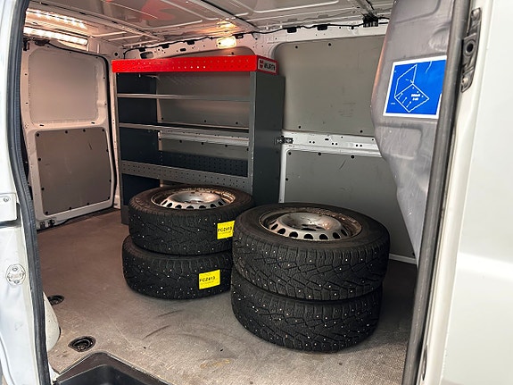 Mercedes-Benz Vito 109 9 of 11