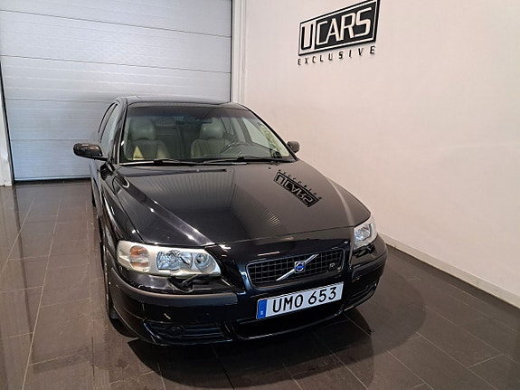 Volvo S60 3 of 19