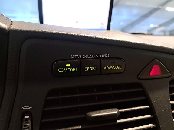 Volvo S60 16 of 19