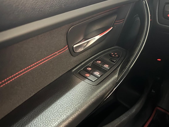 BMW 320 10 of 19