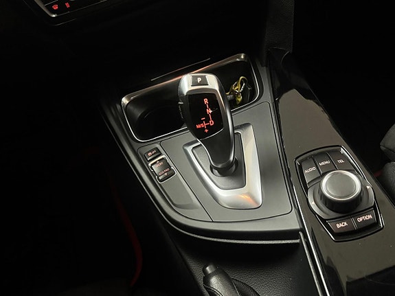 BMW 320 11 of 19