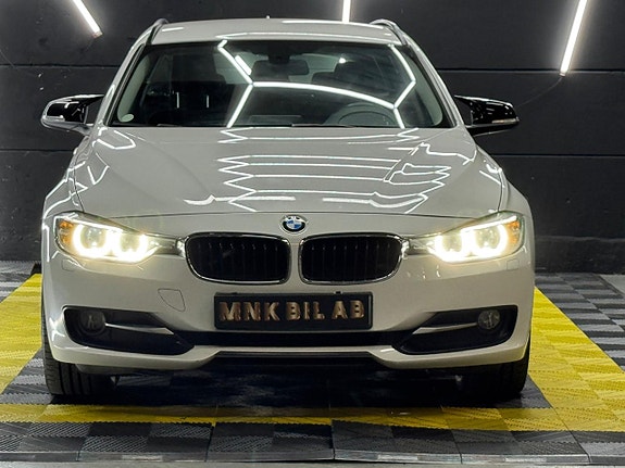 BMW 320 3 of 22
