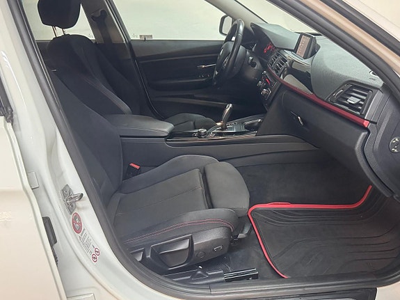 BMW 320 17 of 19