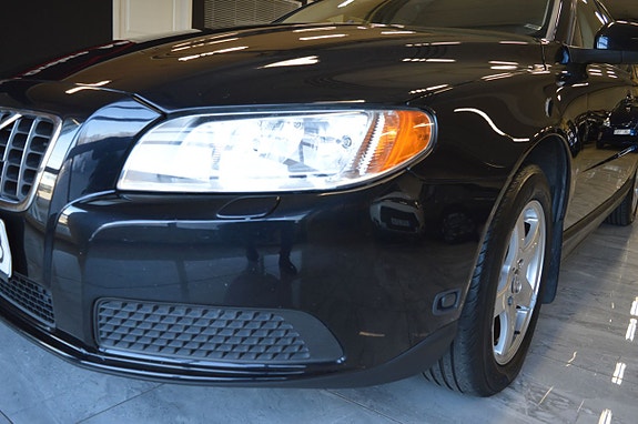 Volvo V70 6 of 18
