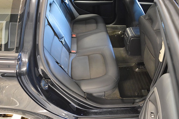 Volvo V70 16 of 18