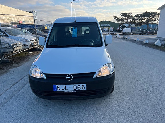 Opel Combo 9 of 17