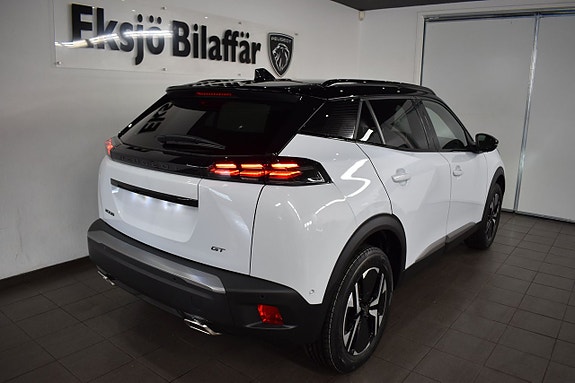 Peugeot 2008 8 of 16
