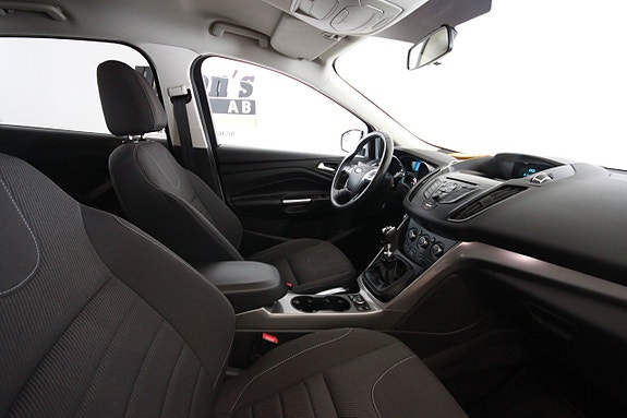 Ford Kuga 3 of 5