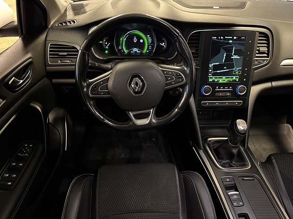 Renault Megane IV 10 of 10
