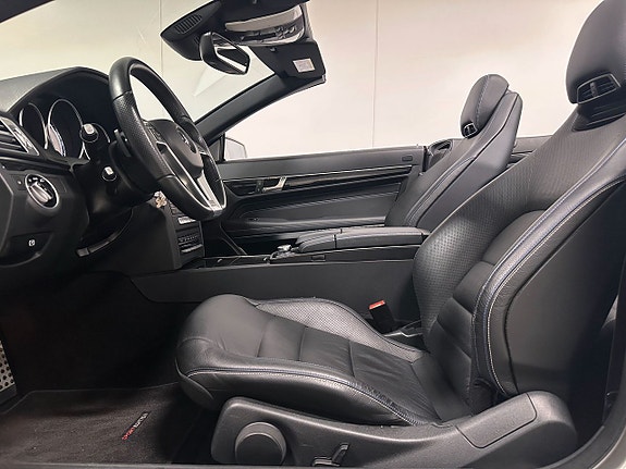 Mercedes-Benz E350 4 of 27